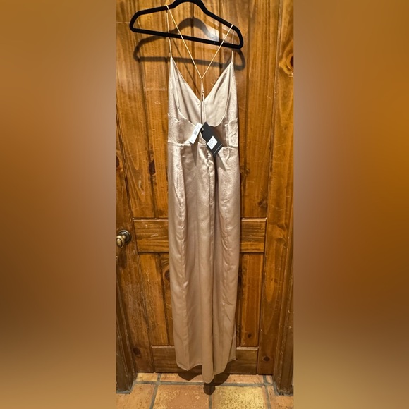 NWT Style Stalker Elegant Champagne Evening Gown - Picture 2 of 3